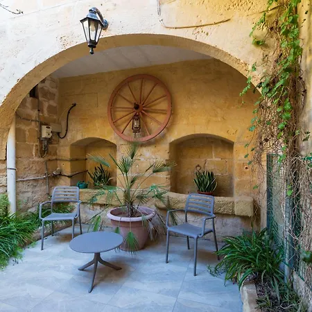 Tatil Evi Sylvia' S Millhouse Kerċem