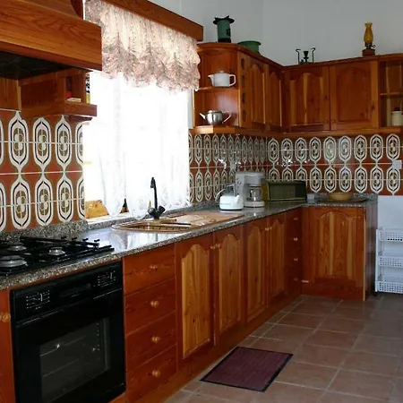 Sylvia' S Millhouse Kerċem