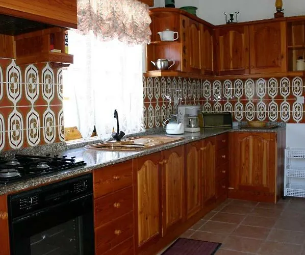 Sylvia' S Millhouse Kercem